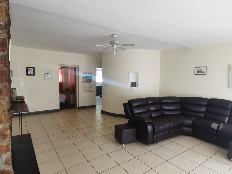 4 Bedroom Property for Sale in Amsterdamhoek Eastern Cape